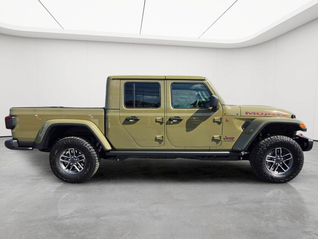 New 2026 Jeep Gladiator MOJAVE X 4X4 Pickup