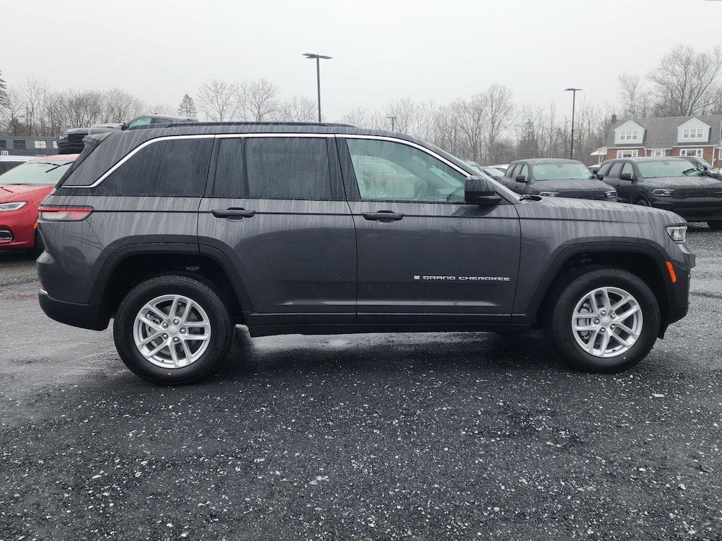 New 2026 Jeep Grand Cherokee LAREDO X 4X4 Sport Utility