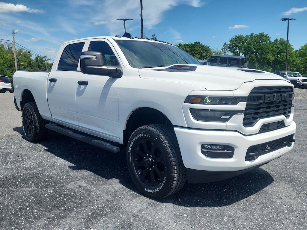 New 2026 Ram 2500 BLACK EXPRESS CREW CAB 4X4 6'4 BOX Pickup