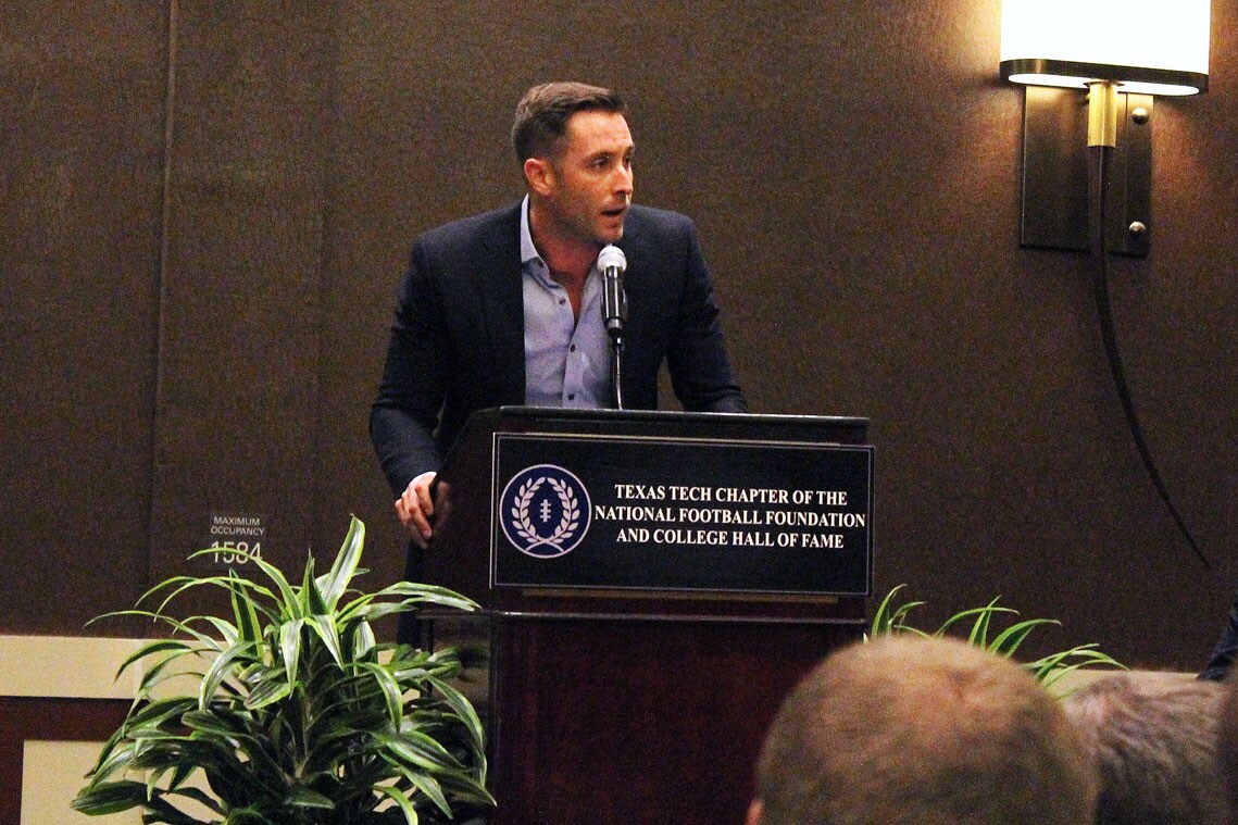 Reagor-Dykes-Auto-Group_National-Football-Foundation_03.jpg