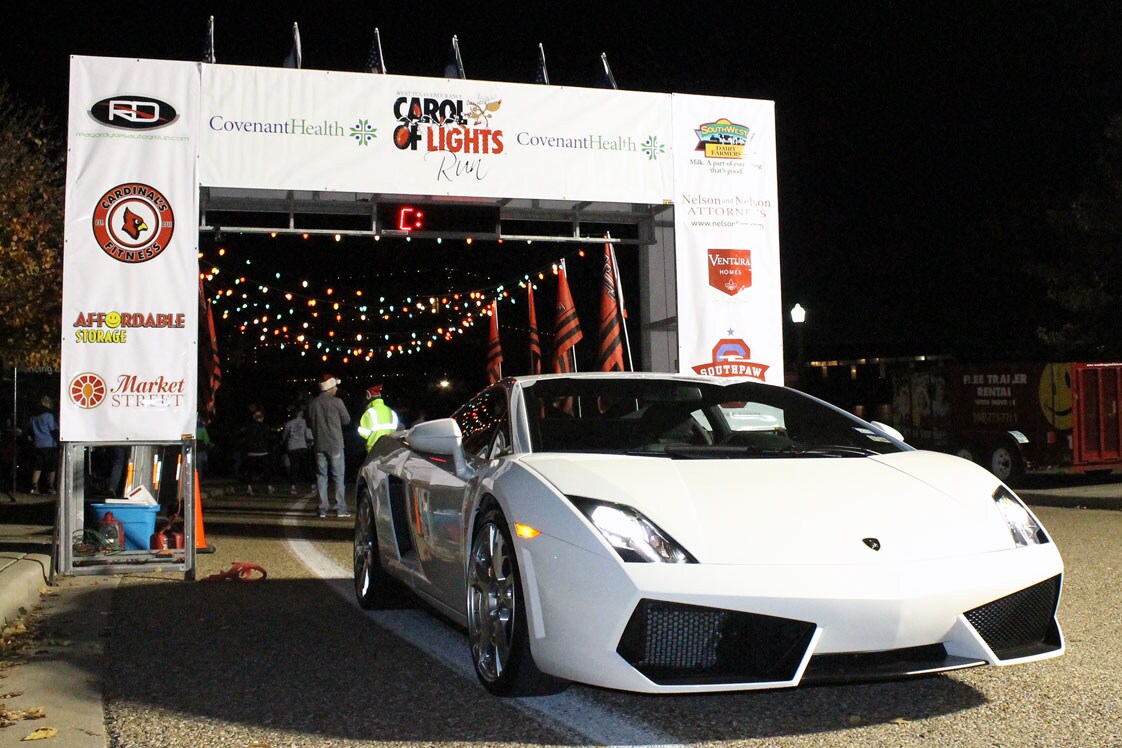Reagor-Dykes-Auto-Group_Carol-of-Lights-Run_00.jpg