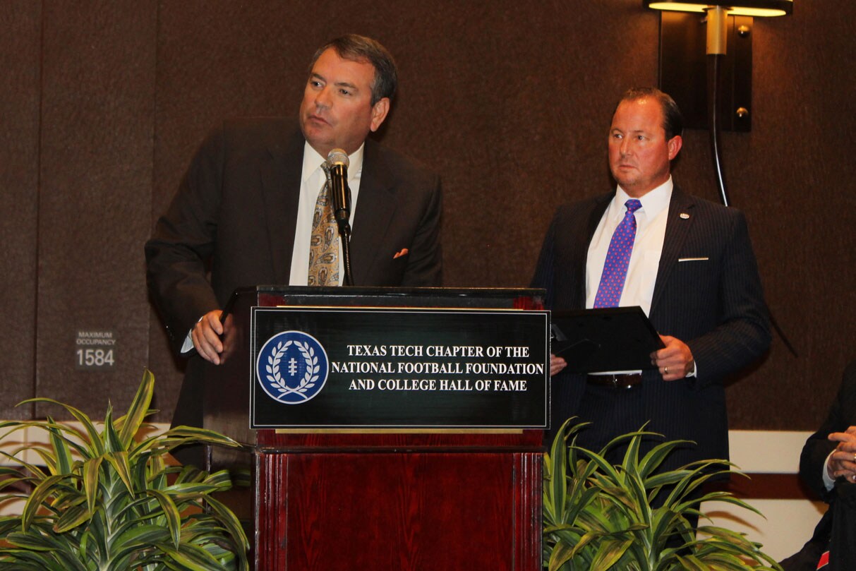 Reagor-Dykes-Auto-Group_National-Football-Foundation_08.jpg