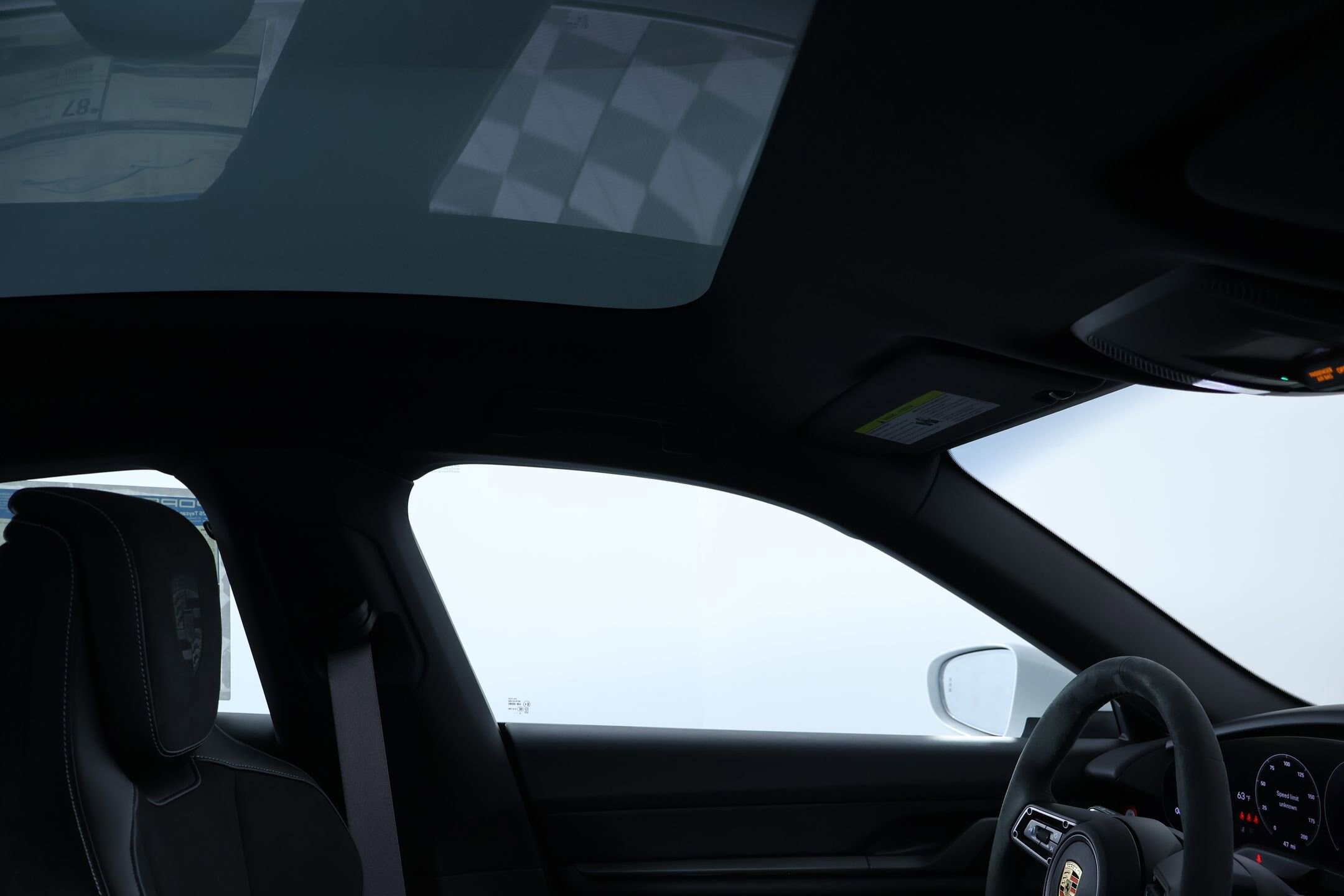 2025 Porsche Taycan Base - Photo 21
