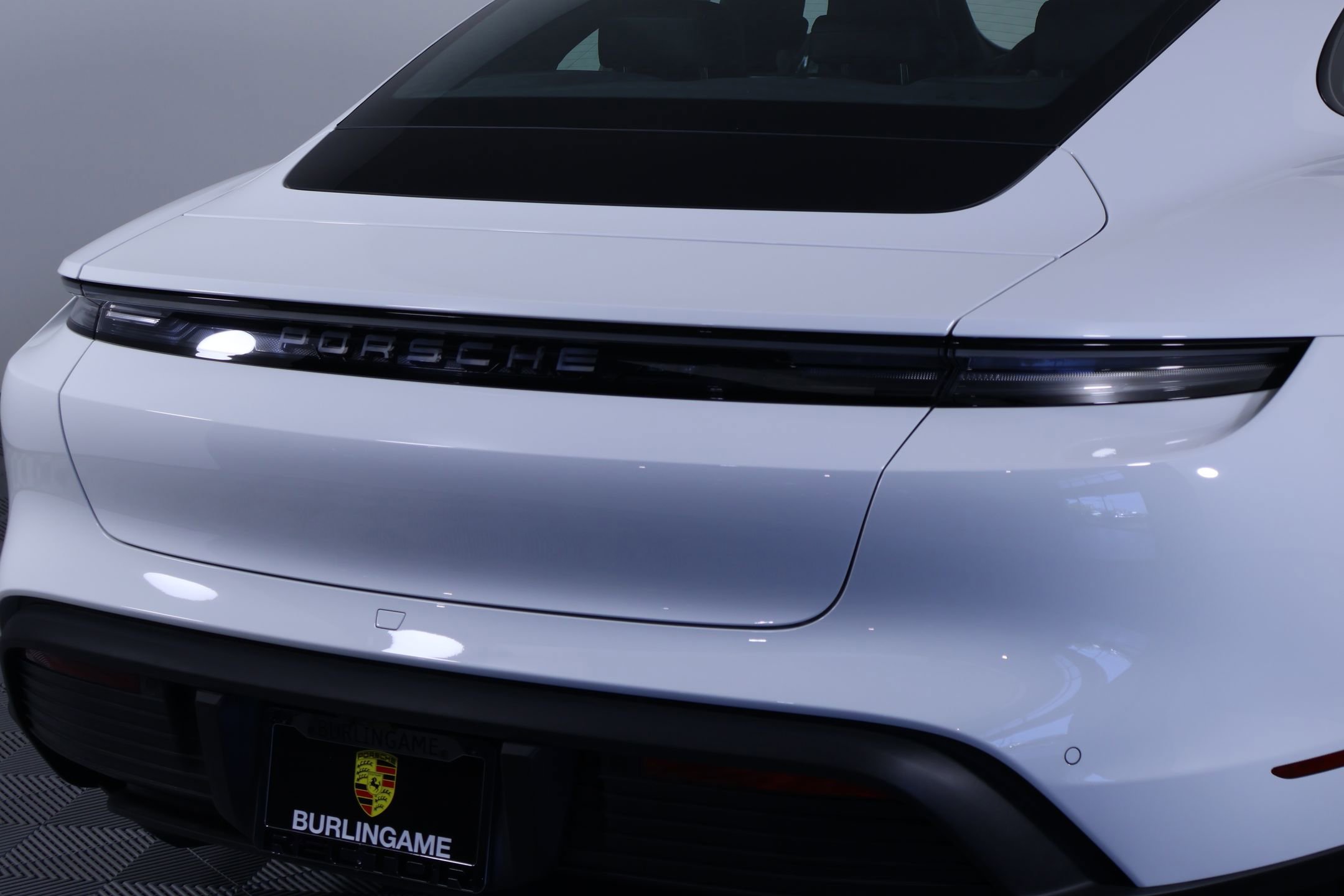 2025 Porsche Taycan Base - Photo 11