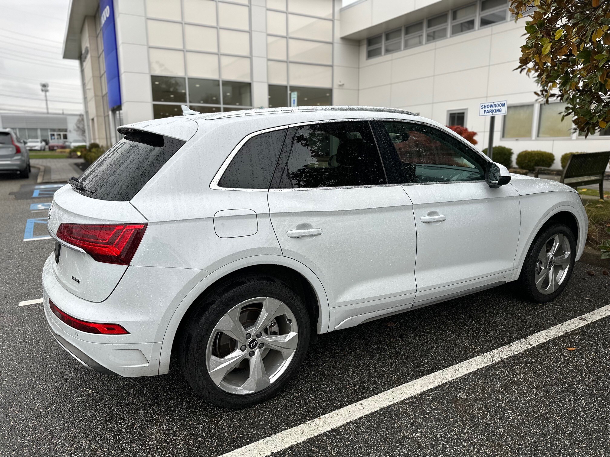 2021 Audi Q5 Plus 45 Premium photo 3