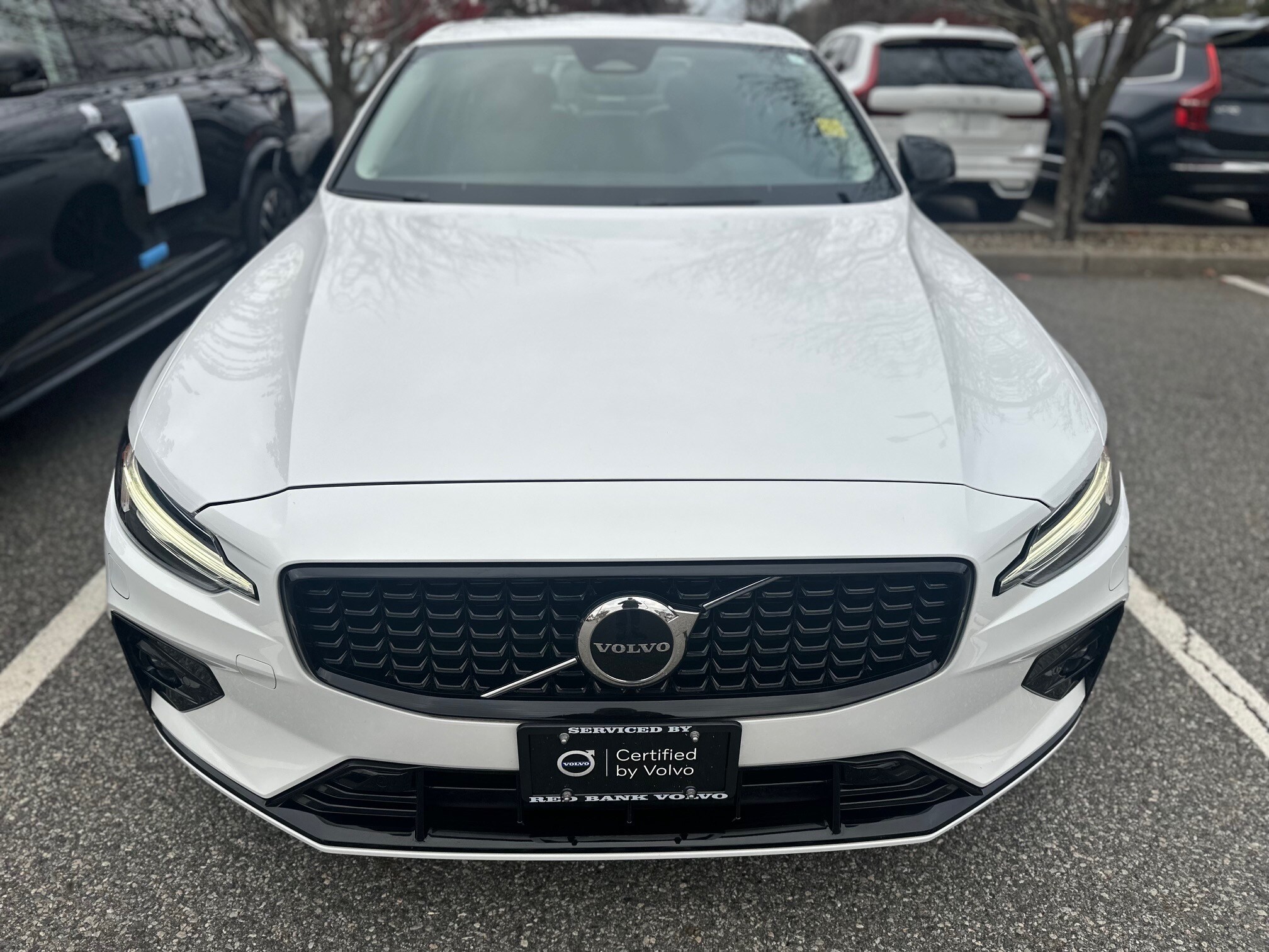 2025 Volvo S60 B5 AWD photo 2