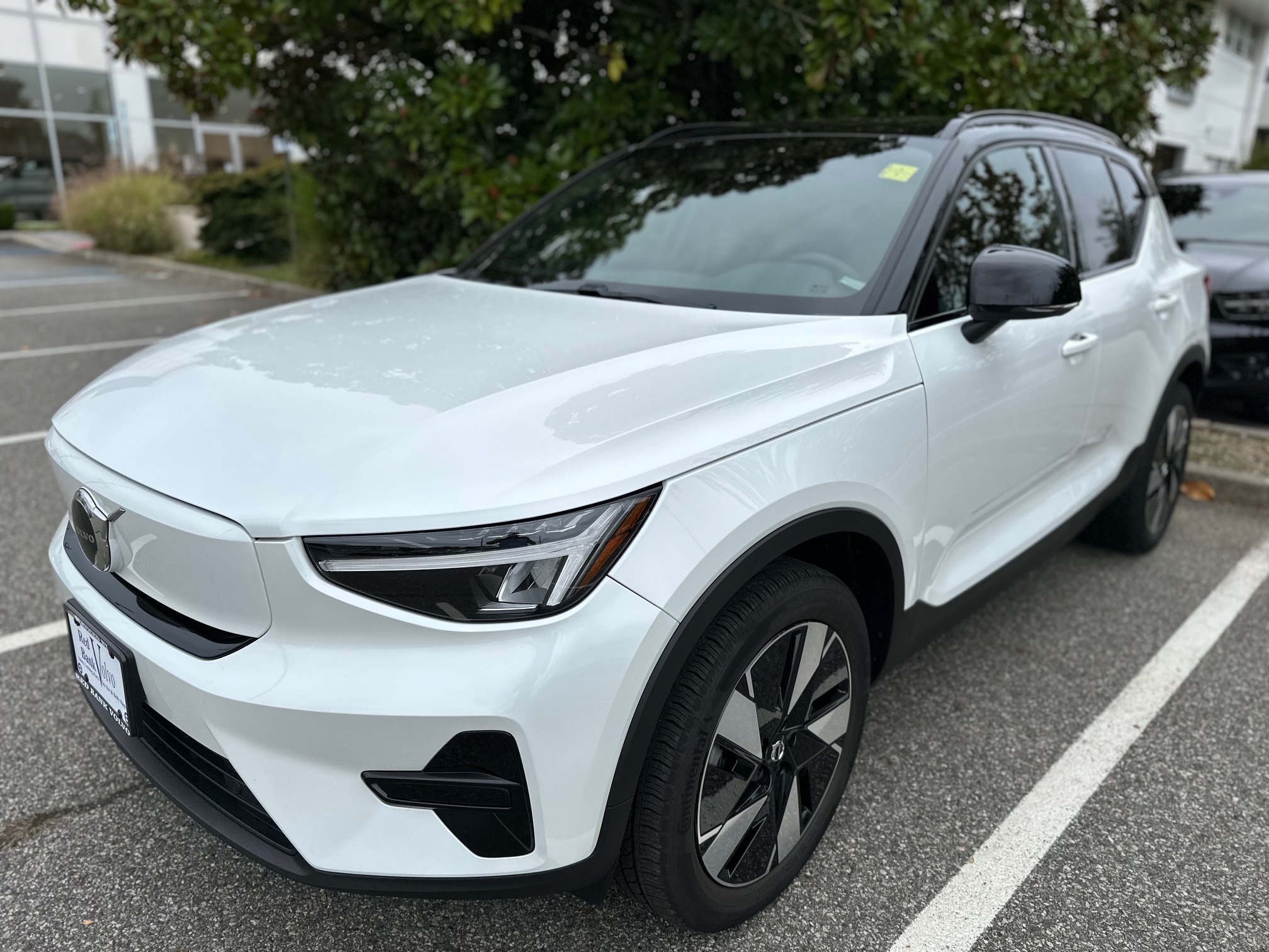 Certified 2024 Volvo XC40 Core with VIN YV4ER3XKXR2262482 for sale in Red Bank, NJ