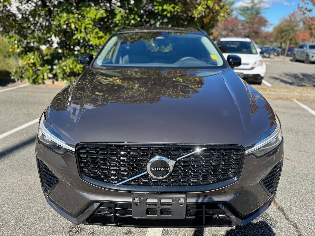 Certified 2025 Volvo XC60 B5 AWD Plus Dark SUV