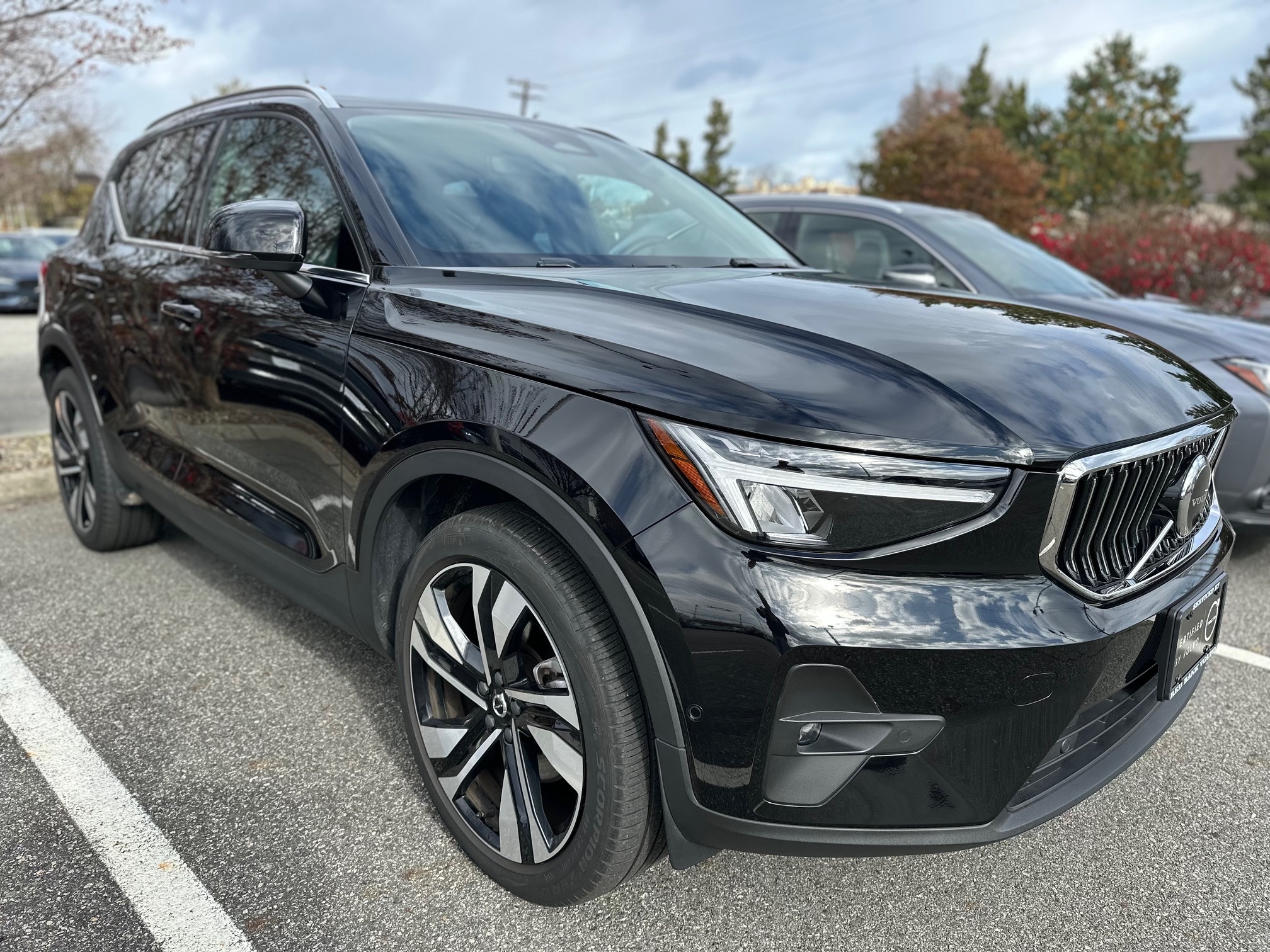 2025 Volvo XC40 Plus