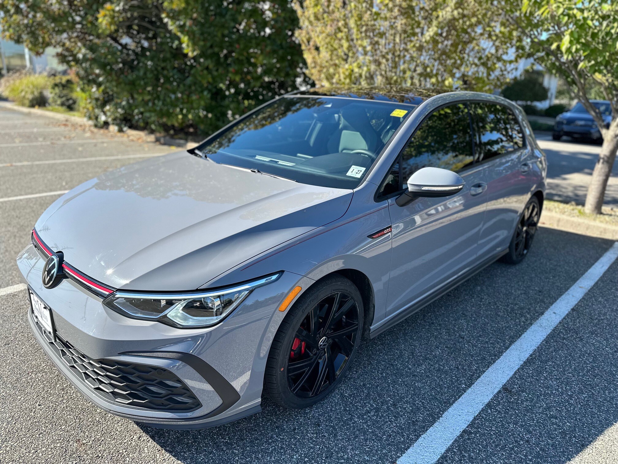 2022 Volkswagen Golf GTI SE photo 3