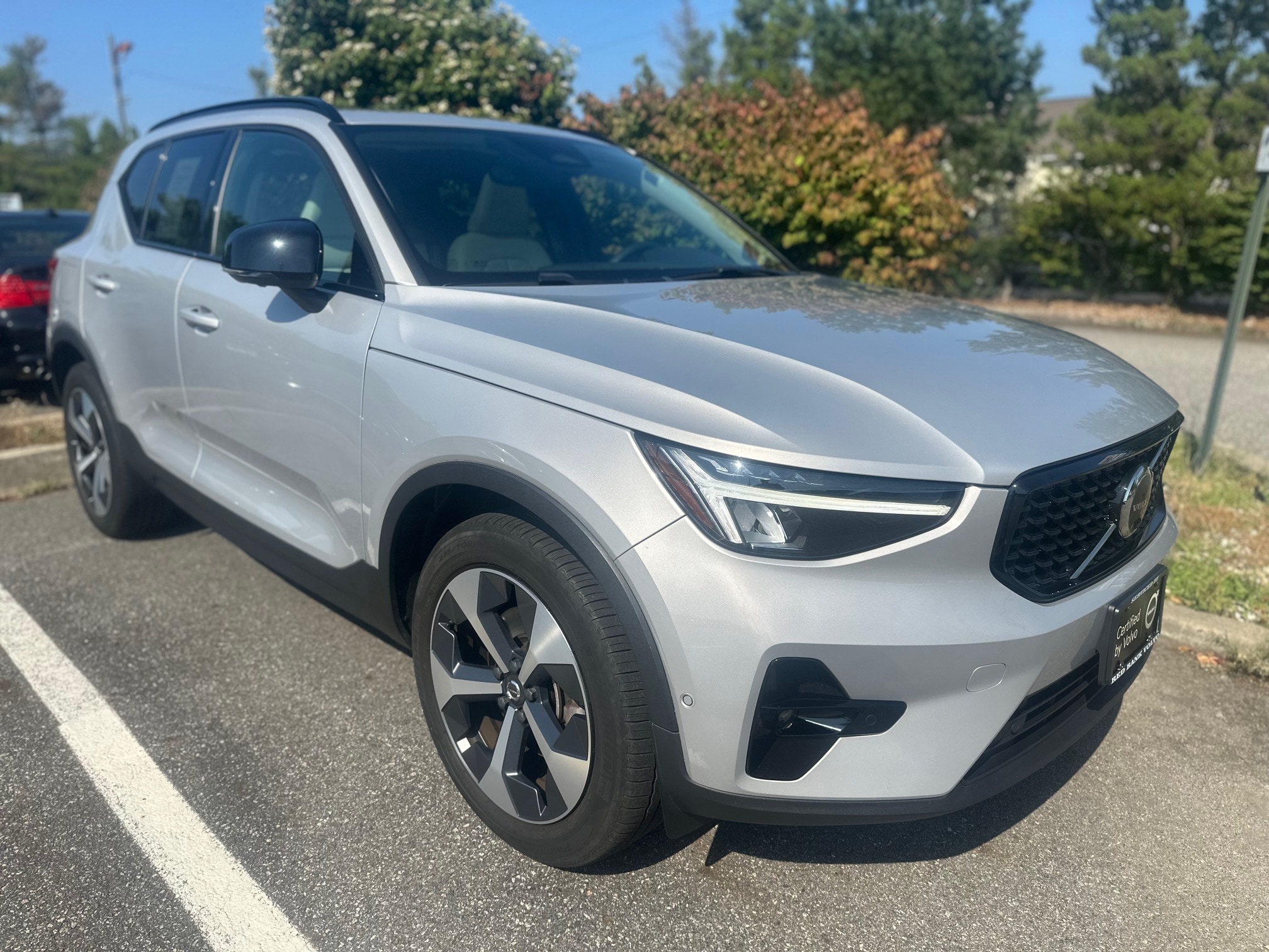 2023 Volvo XC40 B5 AWD Plus Dark