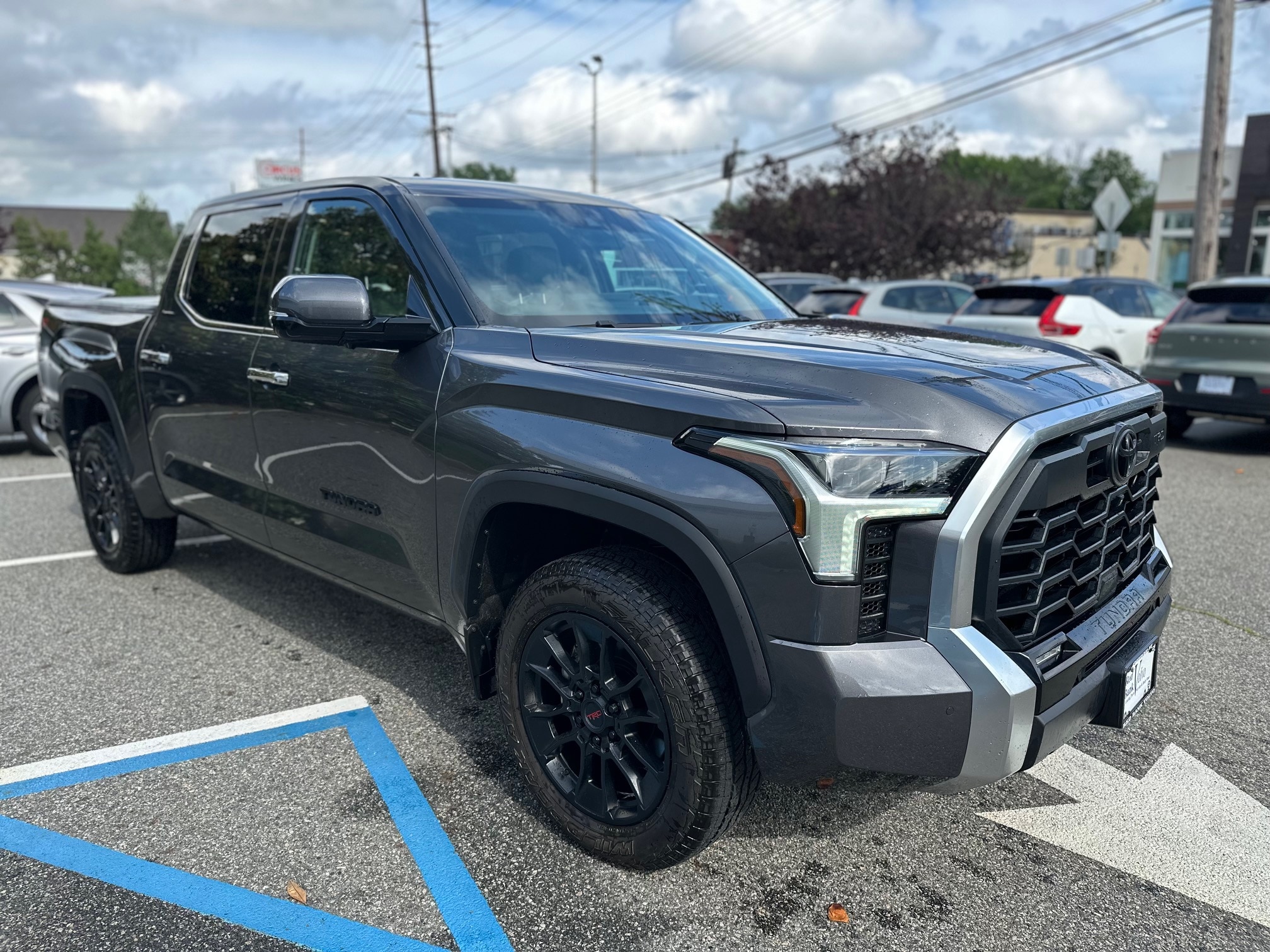 Used 2022 Toyota Tundra Limited with VIN 5TFJA5DB3NX027380 for sale in Red Bank, NJ