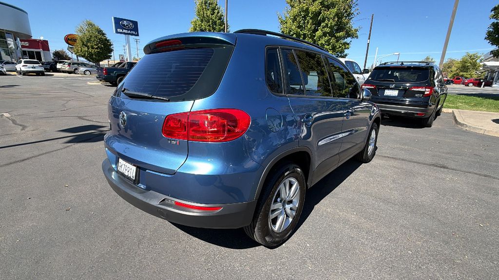 2017 Volkswagen Tiguan S photo 4