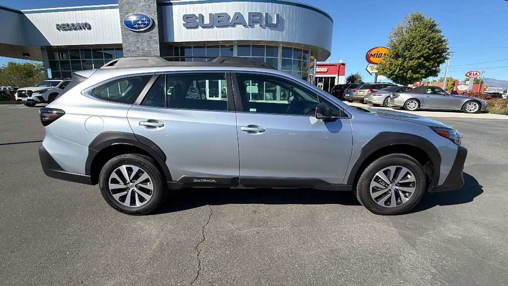 2023 Subaru Outback 2.5i photo 2