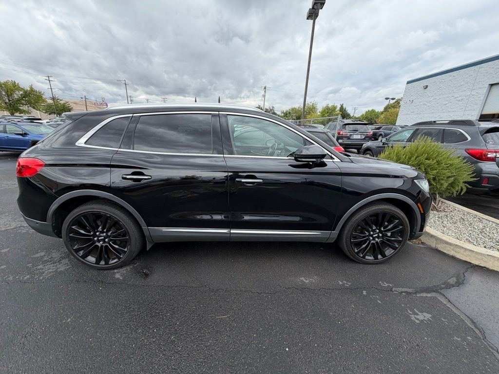 2018 Lincoln MKX Reserve photo 2