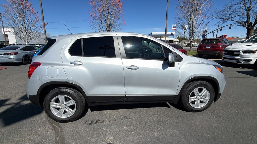 Used 2022 Chevrolet Trax LS SUV