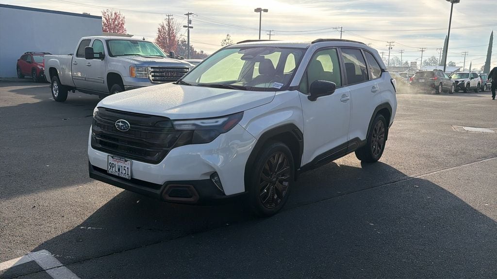 2025 Subaru Forester Sport's photo