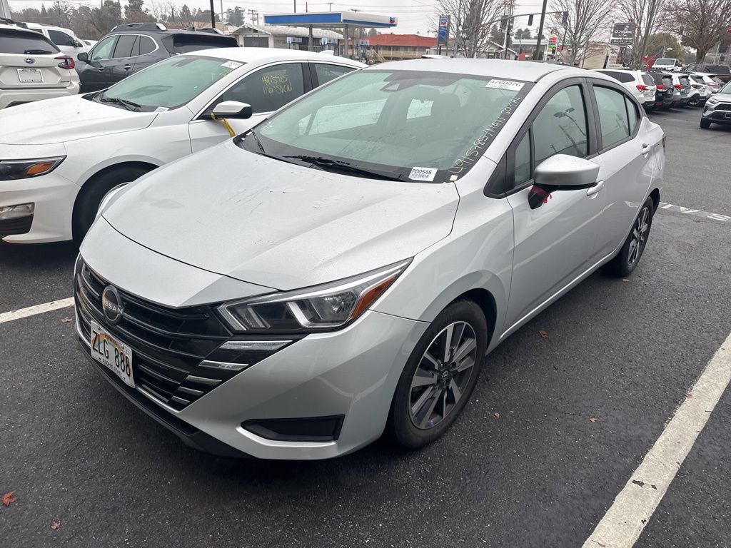 2023 Nissan Versa Sedan SV's photo