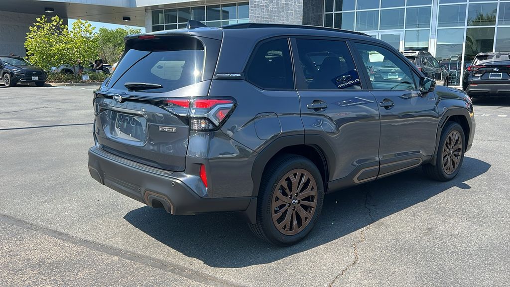 2025 Subaru Forester Sport photo 4