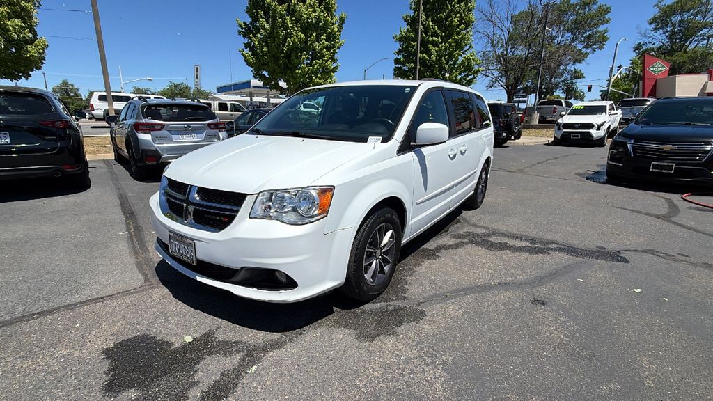 2017 Dodge Grand Caravan SXT's photo