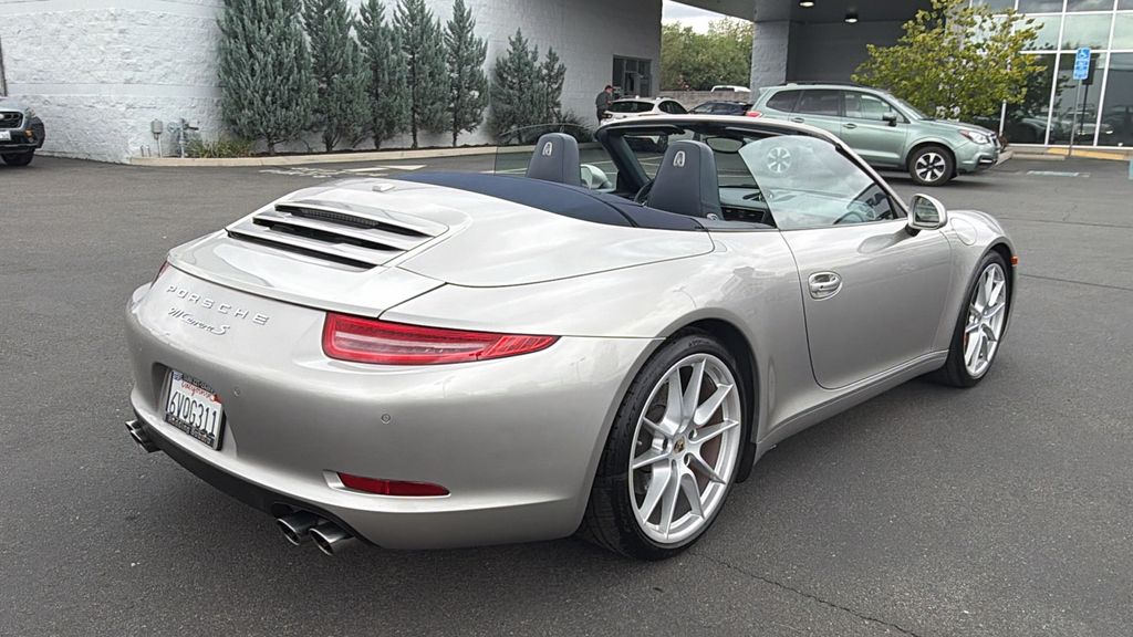 2013 Porsche 911 S photo 3