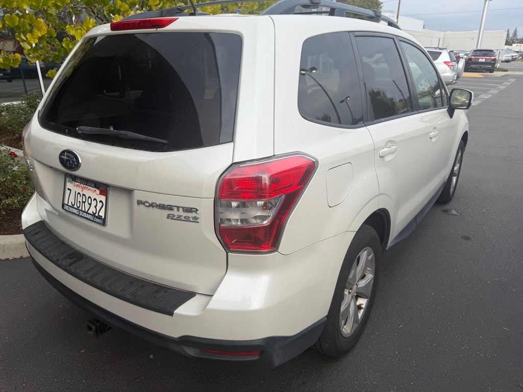 Used 2015 Subaru Forester 2.5i Premium SUV