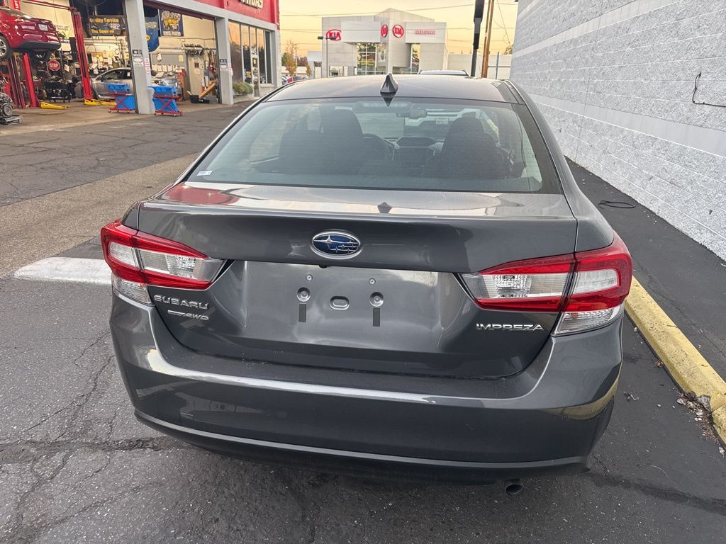 2022 Subaru Impreza Premium photo 4