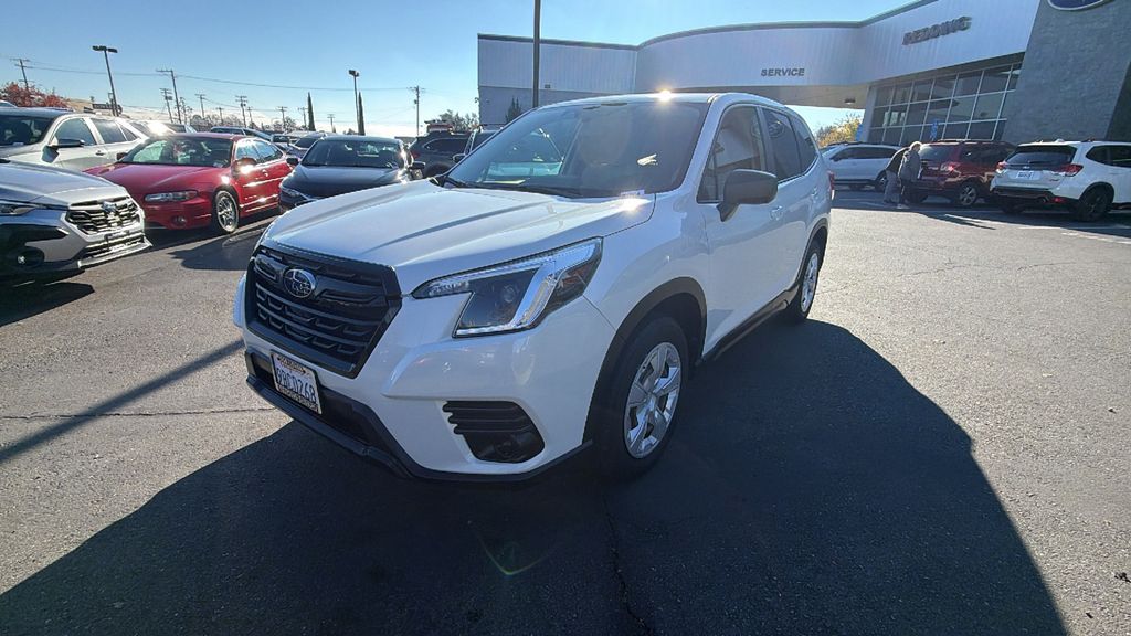 2022 Subaru Forester Base's photo
