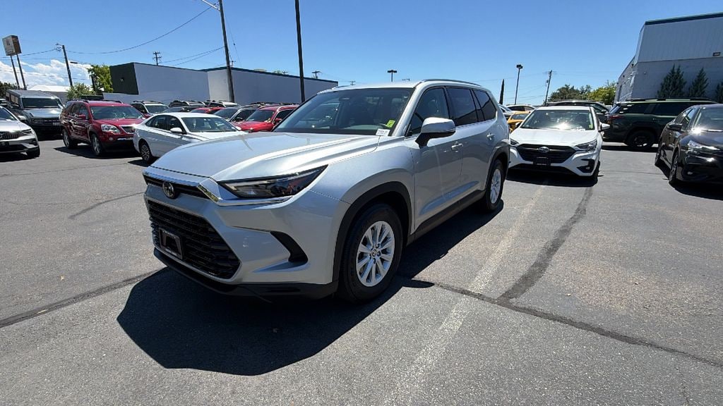 Used 2025 Toyota Grand Highlander XLE SUV