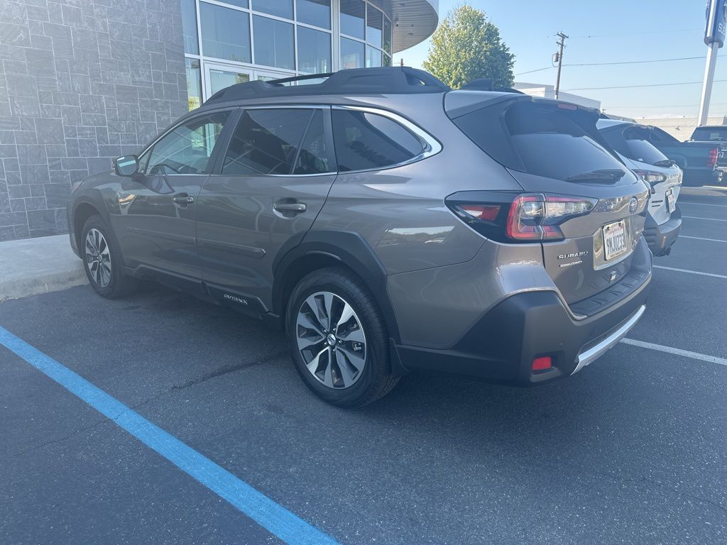 2024 Subaru Outback Limited photo 4