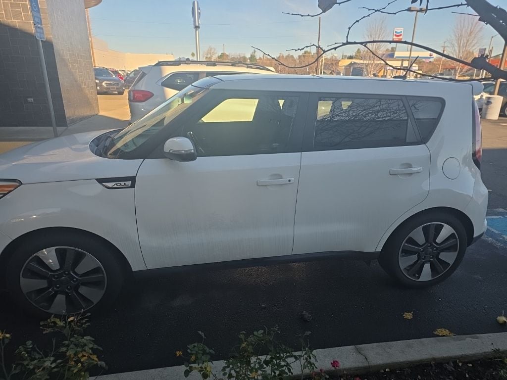Used 2014 Kia Soul Exclaim Hatchback