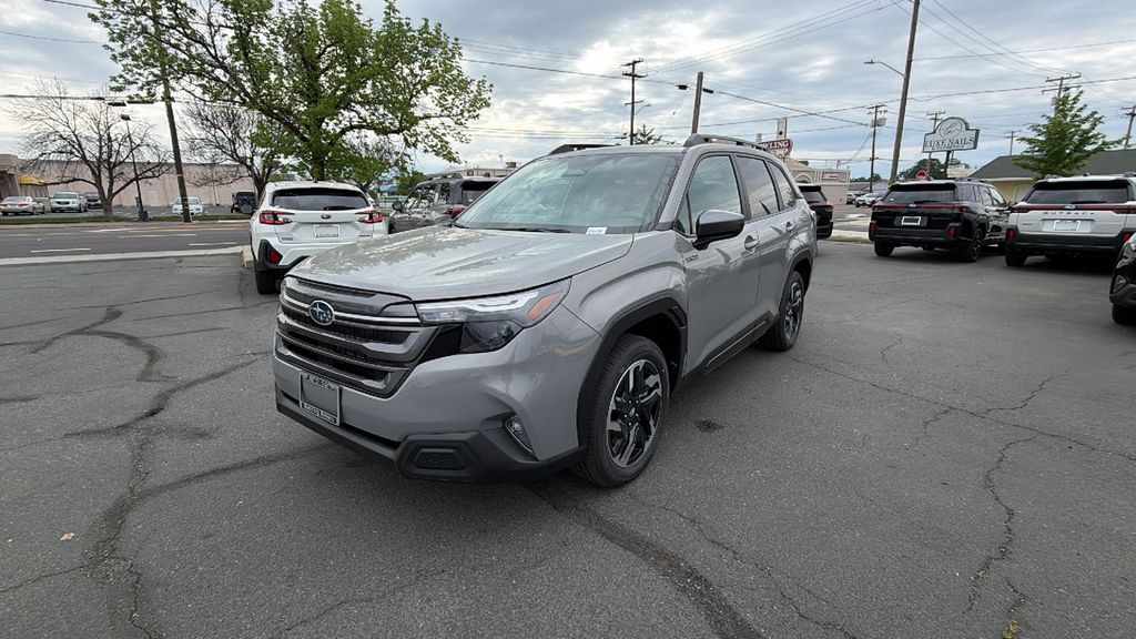 2026 Subaru Forester Premium Hybrid's photo