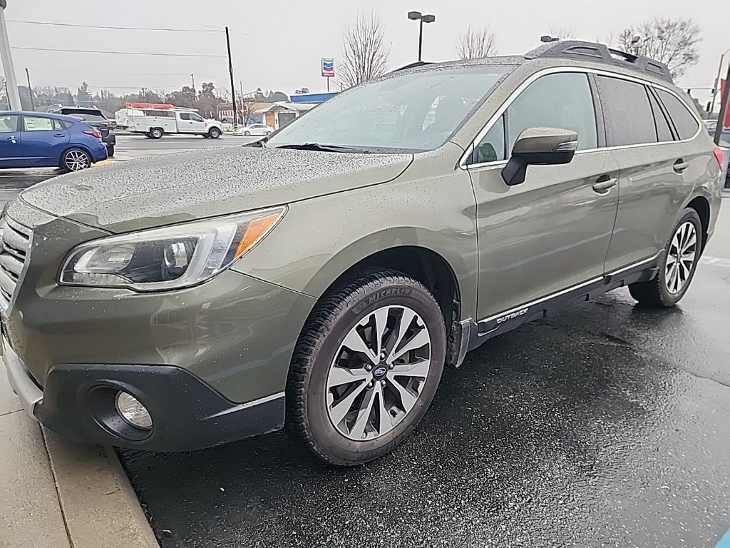 2017 Subaru Outback Limited's photo