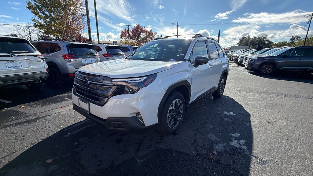 2026 Subaru Forester Premium's photo