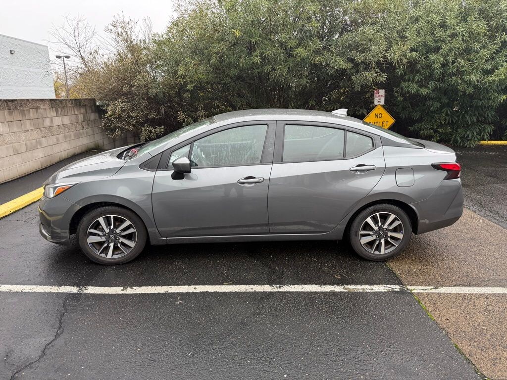 Used 2023 Nissan Versa 1.6 SV Sedan