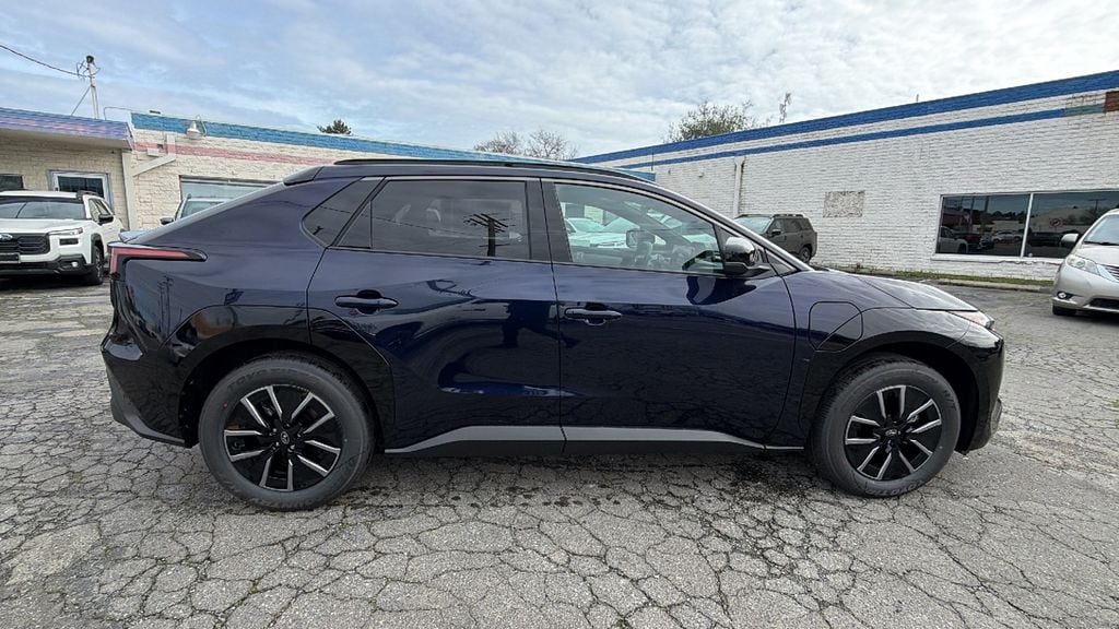 New 2026 Subaru Solterra Premium SUV