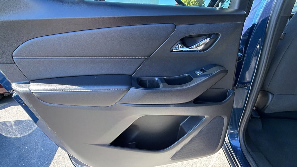 2023 Chevrolet Traverse 1LT - Photo 13