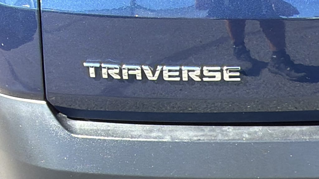 2023 Chevrolet Traverse 1LT - Photo 11