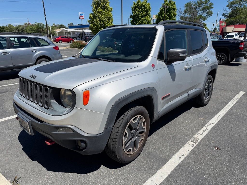 Used 2016 Jeep Renegade Trailhawk SUV