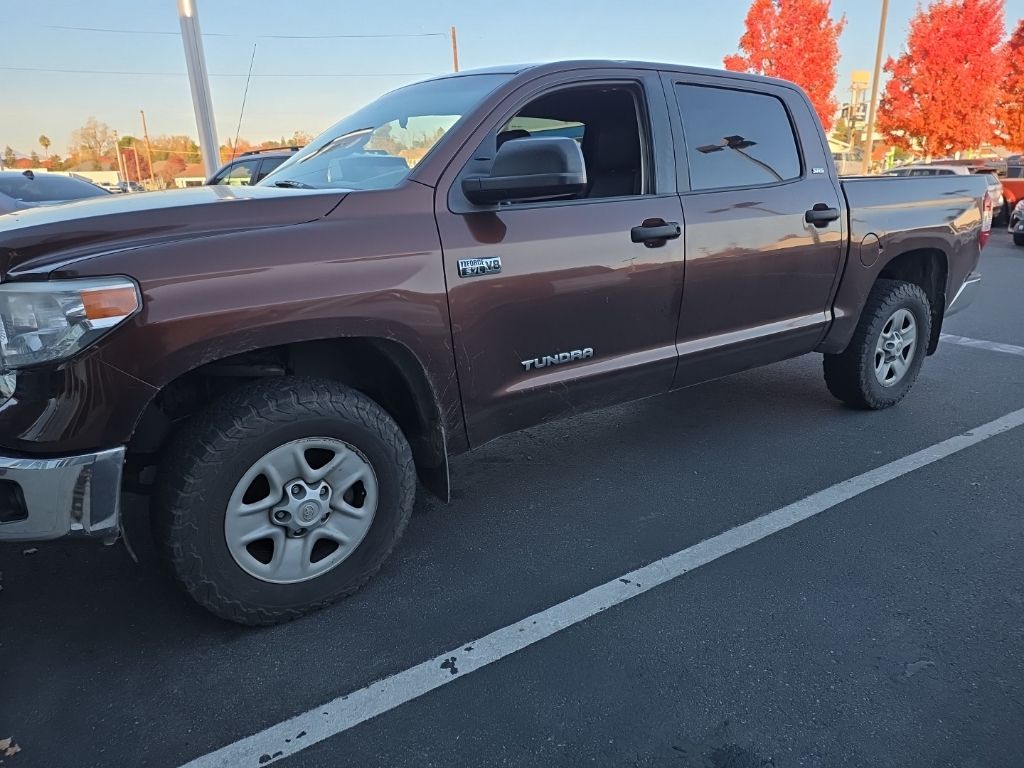 2017 Toyota Tundra SR5 TRD Pro photo 2