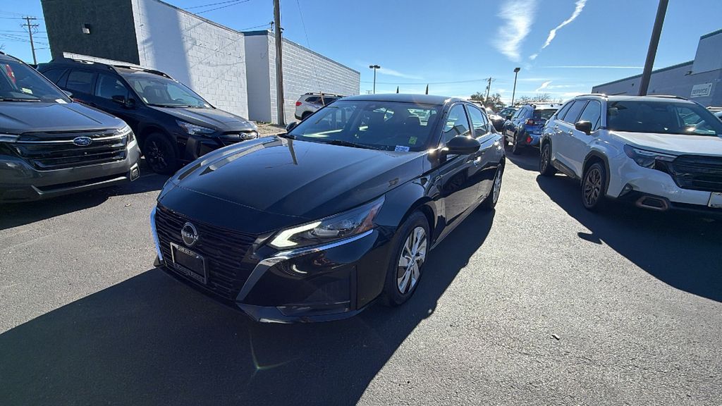 2023 Nissan Altima S