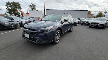 2025 Subaru Outback Premium SUV