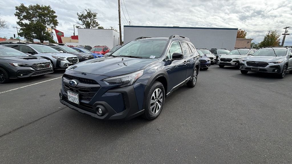 Used 2025 Subaru Outback Premium SUV