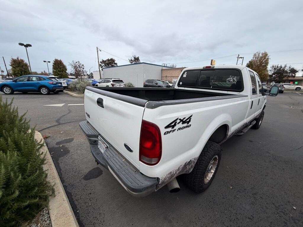 Used 2001 Ford F-350SD Lariat Truck