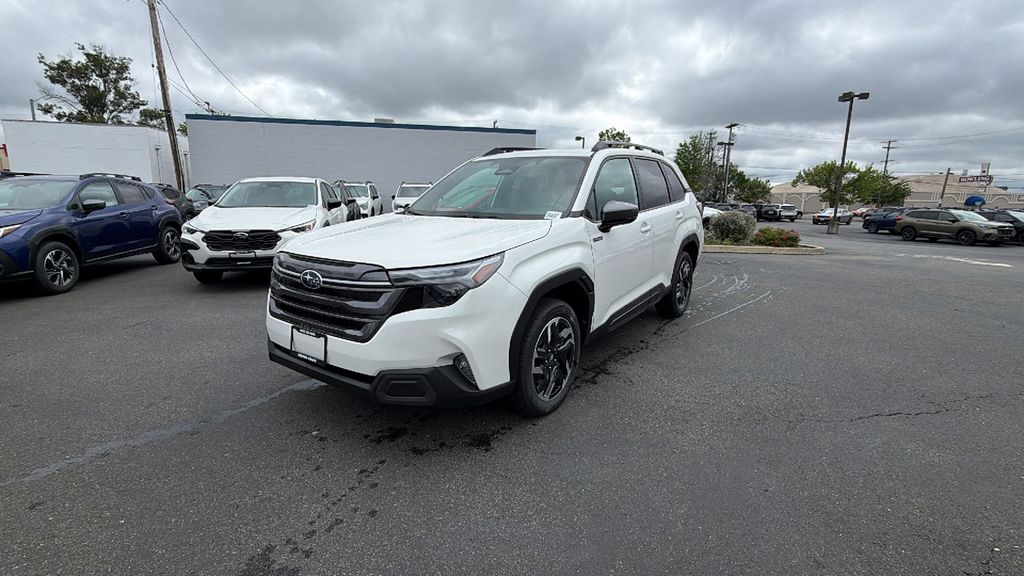 2026 Subaru Forester Limited Hybrid's photo