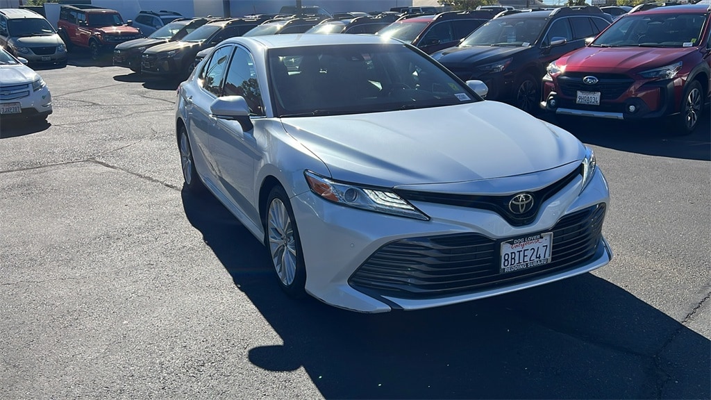 Used 2018 Toyota Camry XLE with VIN 4T1B11HK0JU011815 for sale in Redding, CA