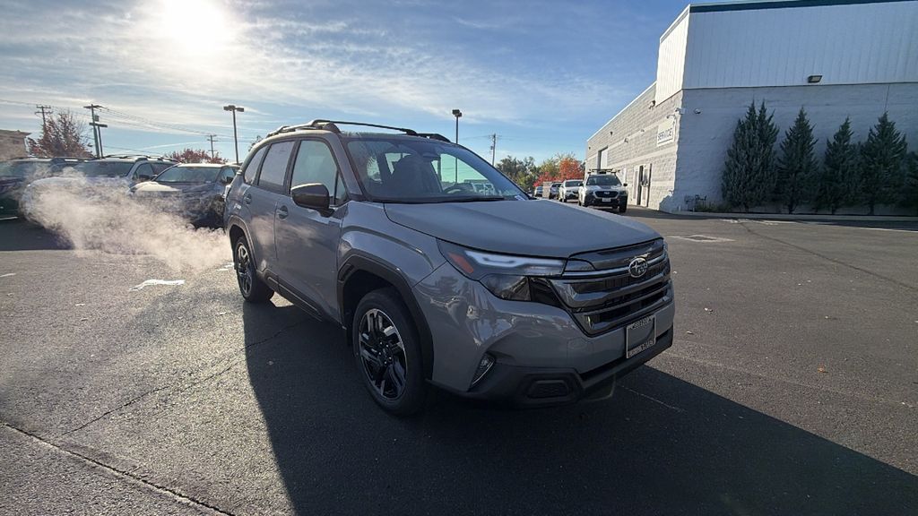 2025 Subaru Forester Premium photo 2