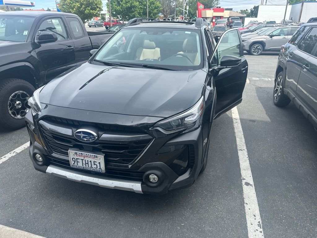 2023 Subaru Outback Limited's photo
