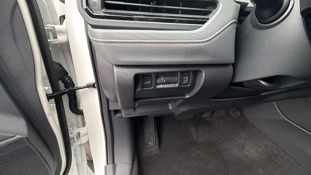 2026 Subaru Forester Sport - Photo 31