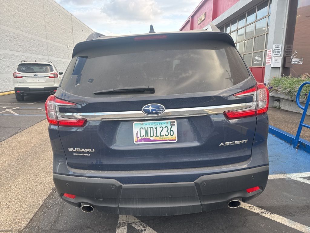 2024 Subaru Ascent Premium photo 3